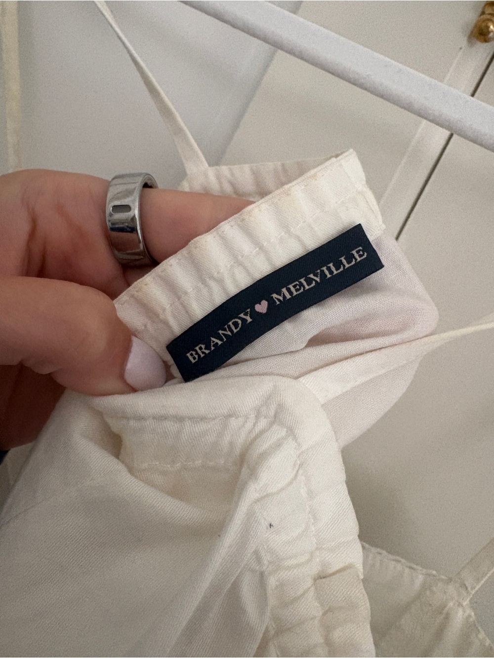 Brandy Melville White Maeve Top - Picture 4 of 4